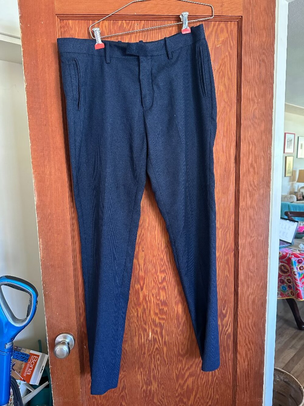 H&M slim fit Nice textured light pant